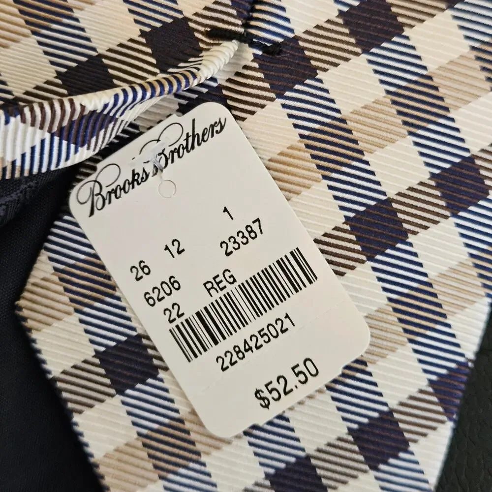 Brooks Brothers Brown‎ Navy Blue Plaid Silk Necktie Tie